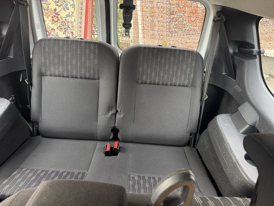 Dacia Logan MCV cu 7 locuri