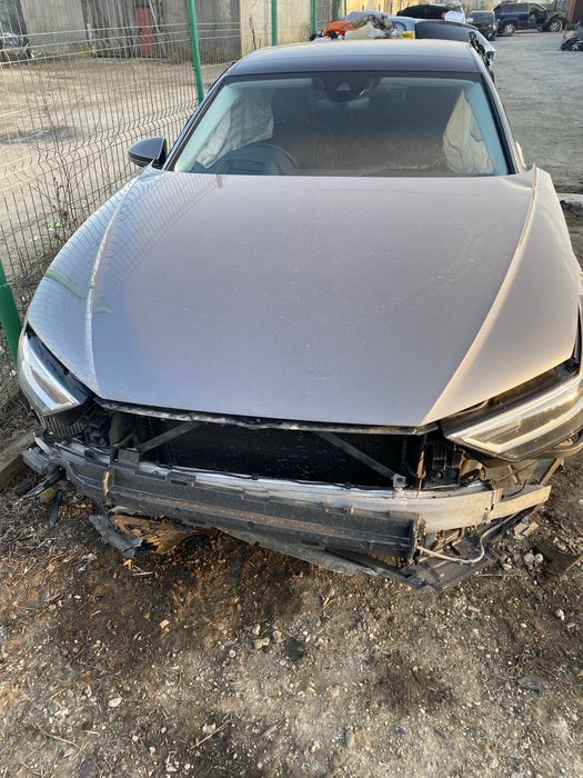 Dezmembrez audi A8 5.0 2020