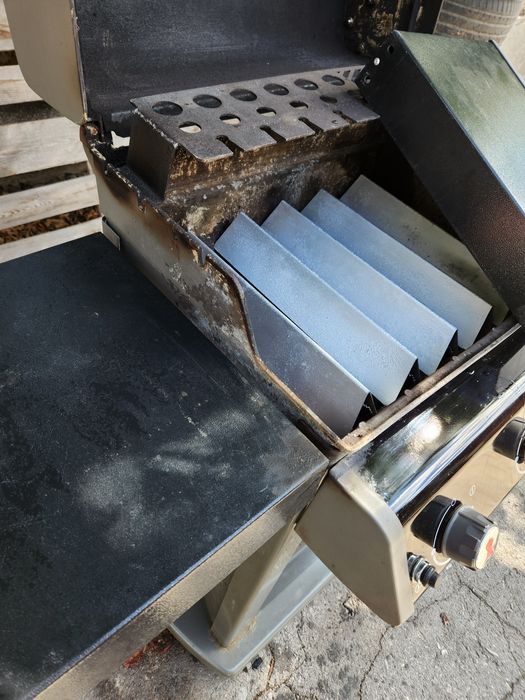 Газово барбекю Weber