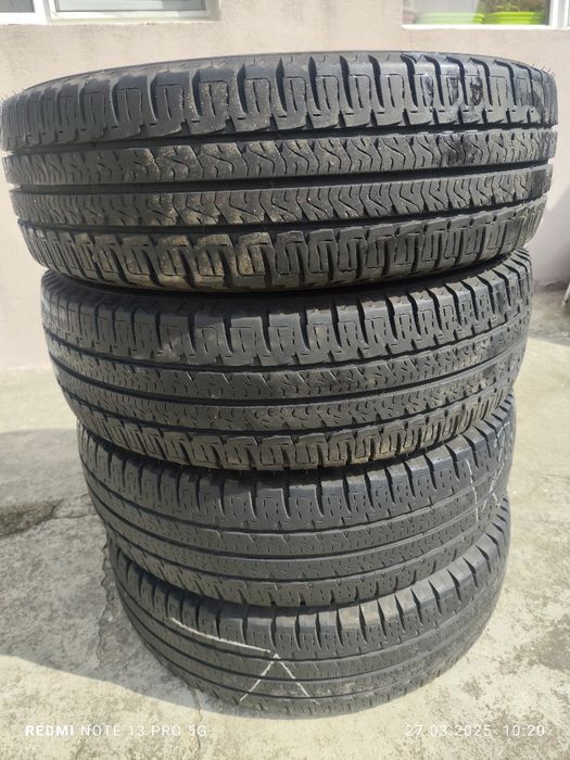 4 бр. 225/75/16 С бусови Летни гуми Michelin Дот 2022