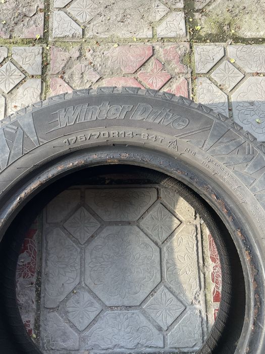 Зимние шины 175/70R14