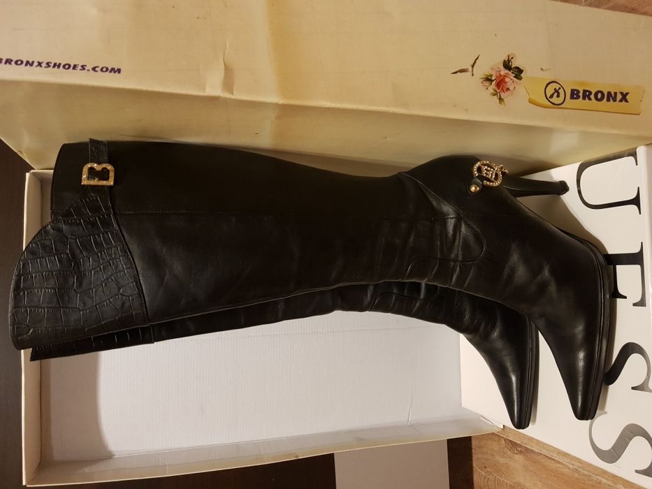 Ботуши Laura Biagiotti естествена кожа