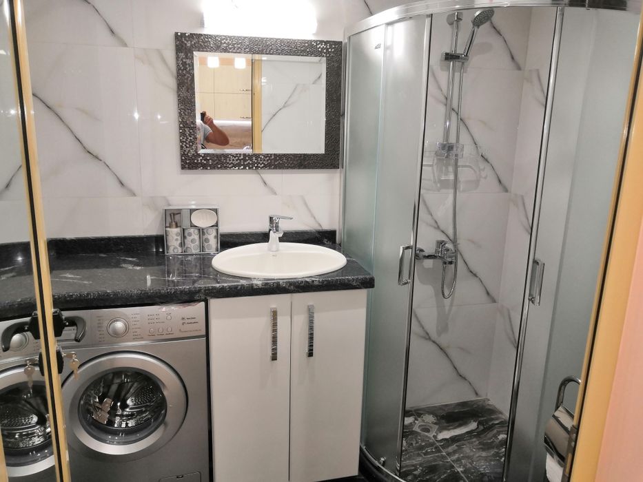 Дава се под наем Двустаен апартамент в Благоевград, Идеален център - 50 кв.м за 340 € - Снимка #11