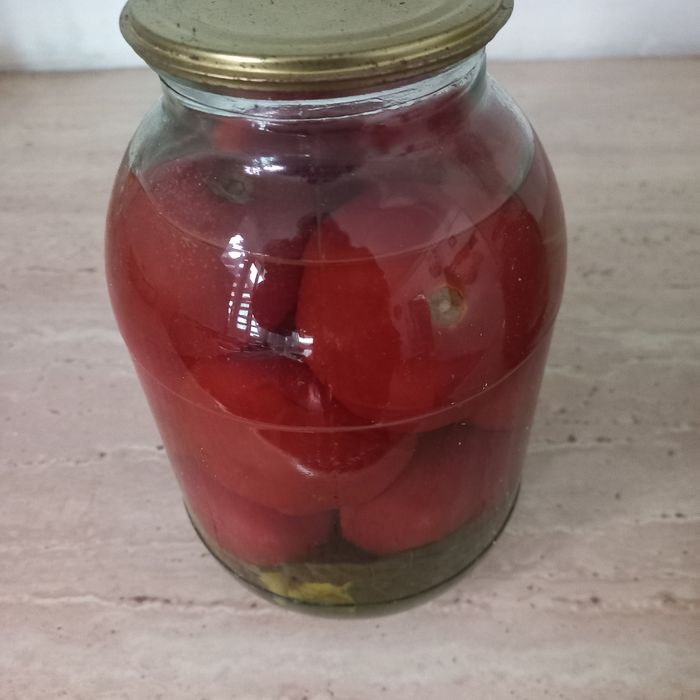 Домашние помидоры и огурцы