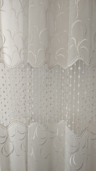 Продам тюль белого цвета