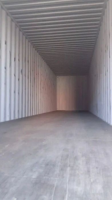 Container Maritim