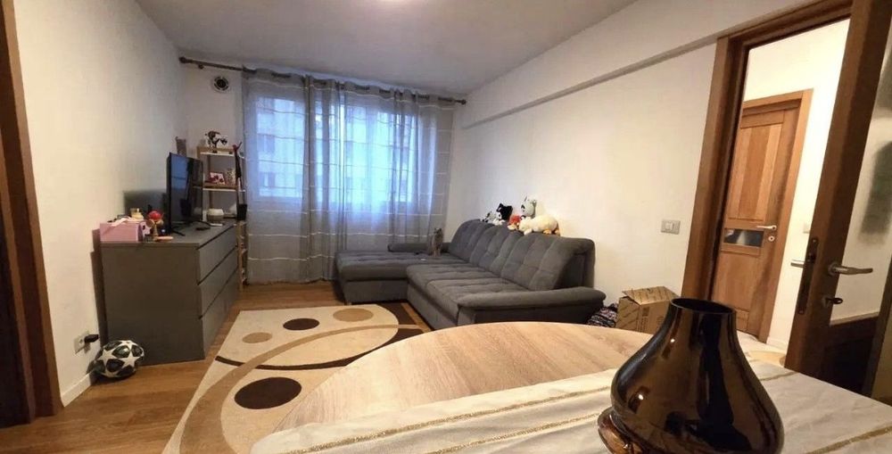 Vând apartament Piata Unirii(lângă Junimea) Direct proprietar