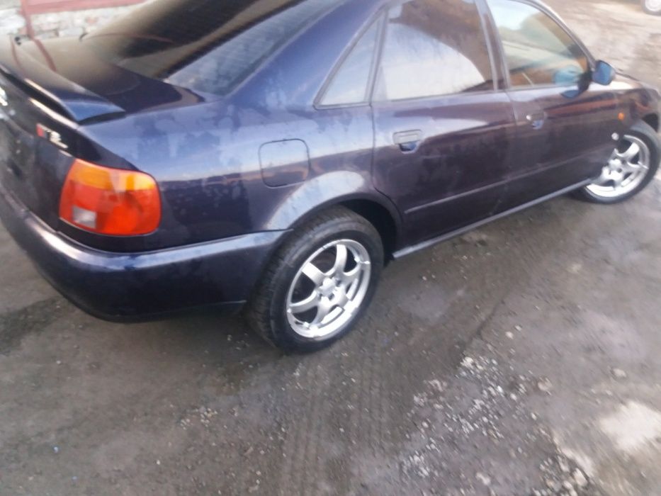 Audi A4 Quatro 1.8 t 150 к.с