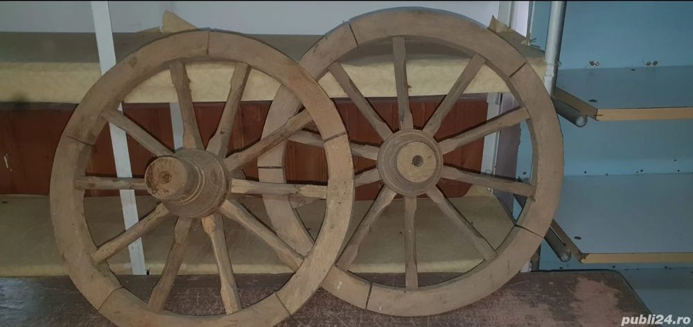 Roți căruță lemn