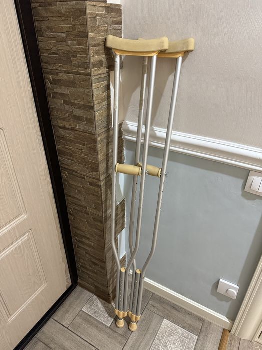 Костыли. Балдак.