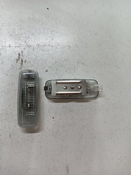 Lampa parasolar  AUDI A5/S5 8T3 2007 - 2017 4d0947105a