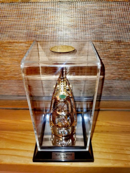 Макет Бурж ал Араб 24 карата златно покритие от Crystal Temptation