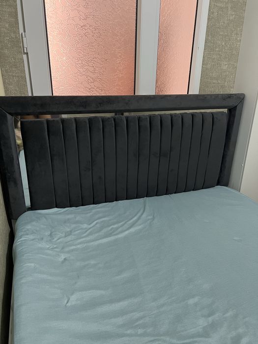 Продам кровать б/у