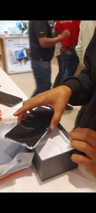 One + 13 телефон