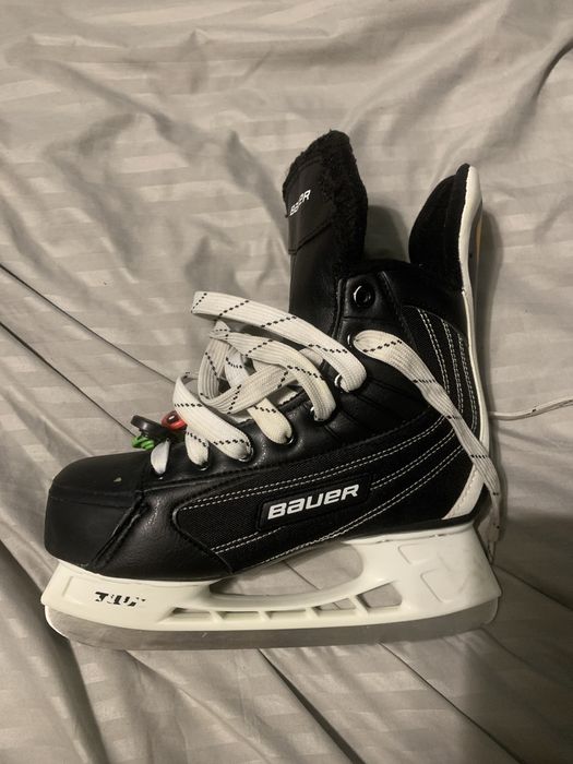 Бауер коньки 1.0 36-37 размер