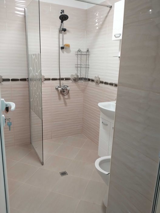 Дава се под наем Едностаен апартамент в София, Обеля 2 - 42 кв.м за 408 € - Снимка #8