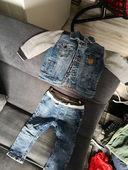 Geaca de blugi și pantaloni