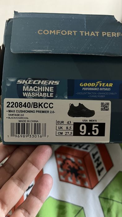 Skechers Max Cushioning Premier 2.0 Vantage Negru Măr 43 27.5cm