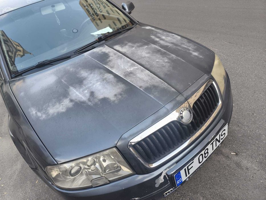 Inchiriez Skoda Superb