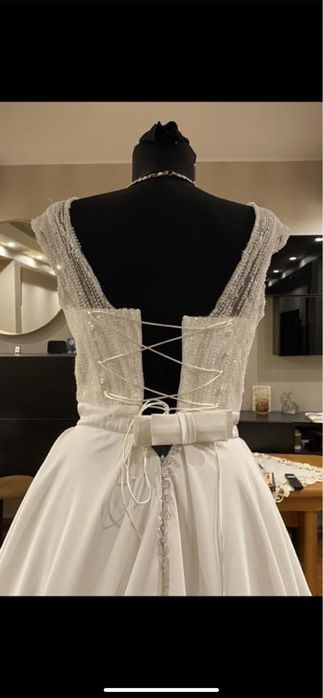 Rochie mireasa din tafta