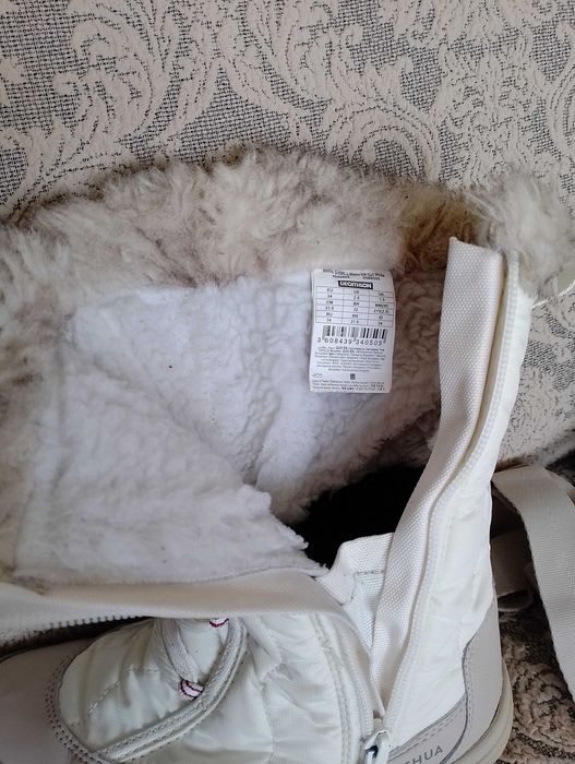 Ботуши апрески, като нови,малко носени.