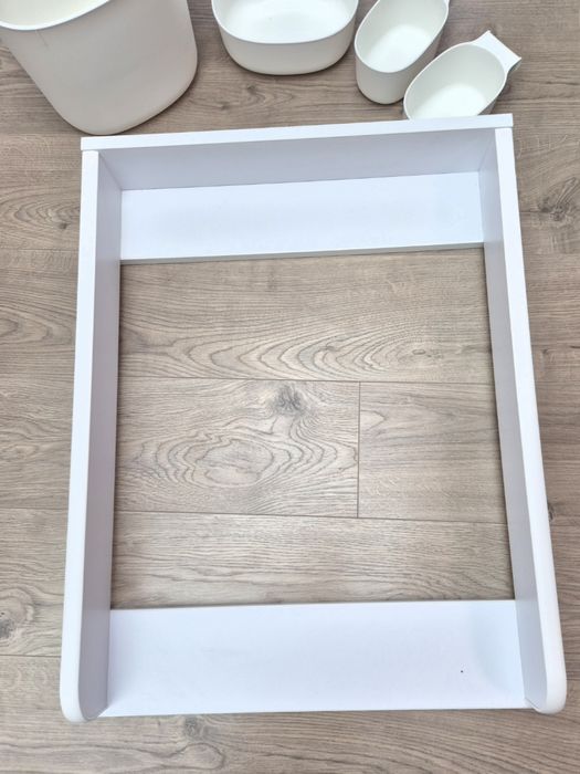 Повивалник за скрин