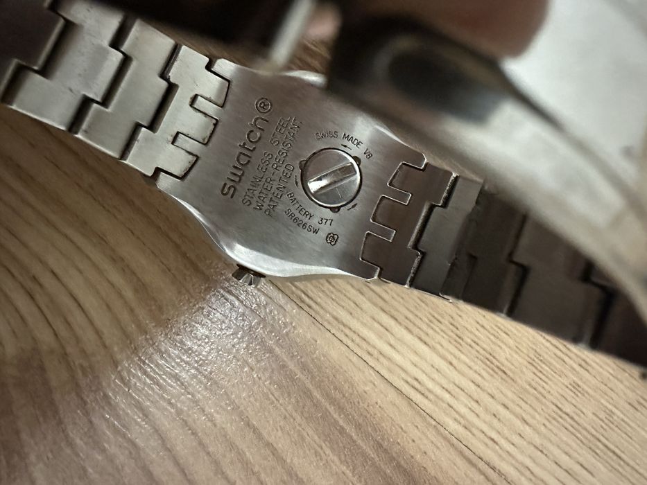 Часовниk Swatch SR626SW
