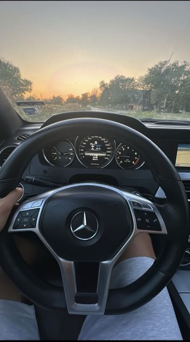 Mercedes-Benz C350