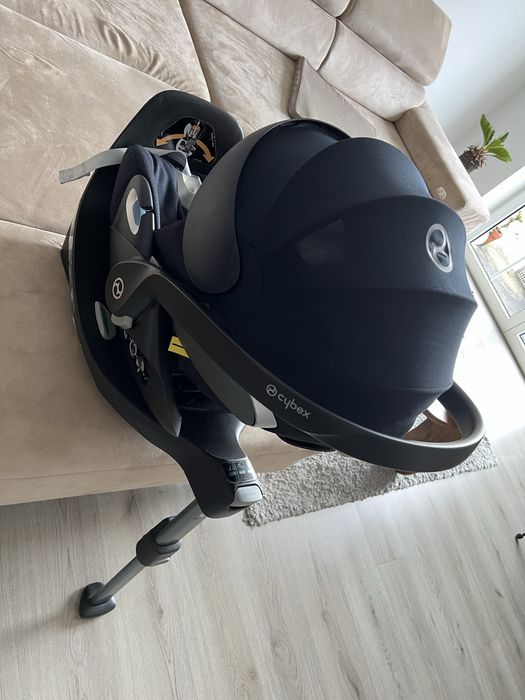 Scoica Cybex cloud Z + baza Z Isofix