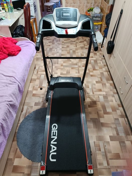 Беговая дорожка GENAU