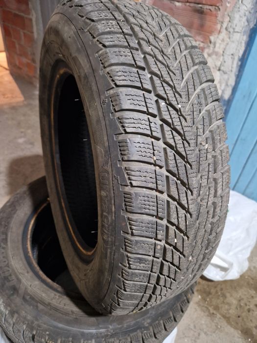 Продавам 4 бр. Зимни гуми Goodyear UltraGrip Performance 3 (195/65 R15
