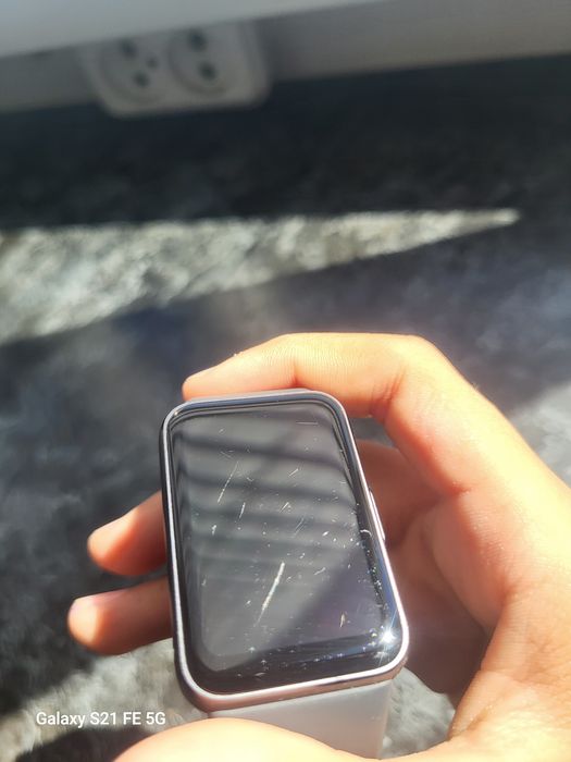 Продаю часы samsung fit 3