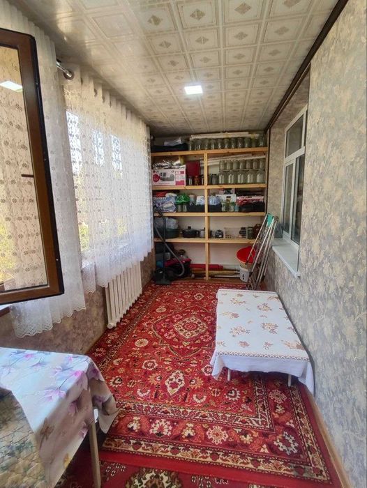 [SROCHNO]Buxoro markazida shinam 3 xonali kvartira sotiladi.