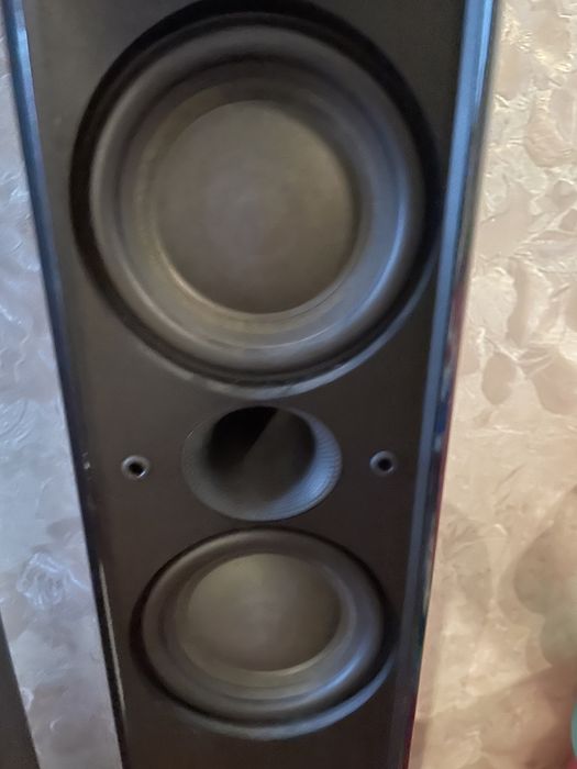 Bowers & Wilkins XT4