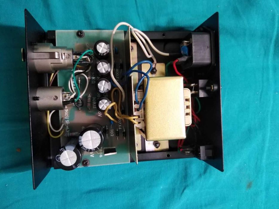 DJ Midi Controller ZOMO MC 1000 si sursa microfon condensator SCT 800