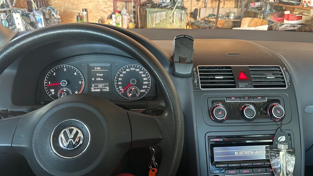 VW Touran, 2012, 1.6 TDI, Manual