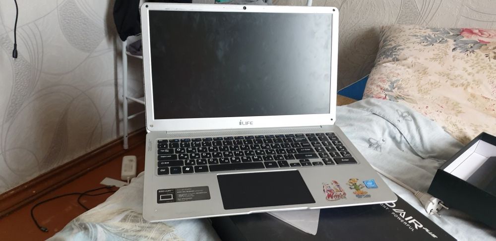 Продам ноутбук ZEDplus