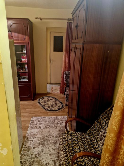 2 camere Hipodrom Policlinică | Parter | Centrală | Mobilat | Persoană fizică