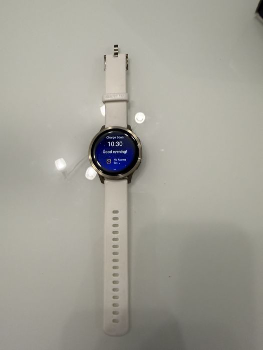 Garmin Venu 4 Gold