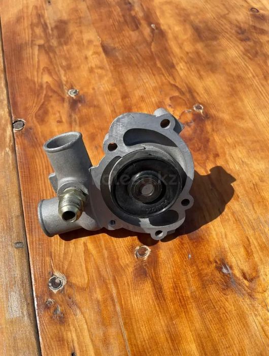 Помпа, водяной насос на газ/ газель