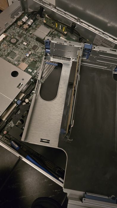 DL380 G6, 2x Xeon X5570, 8GB DDR3