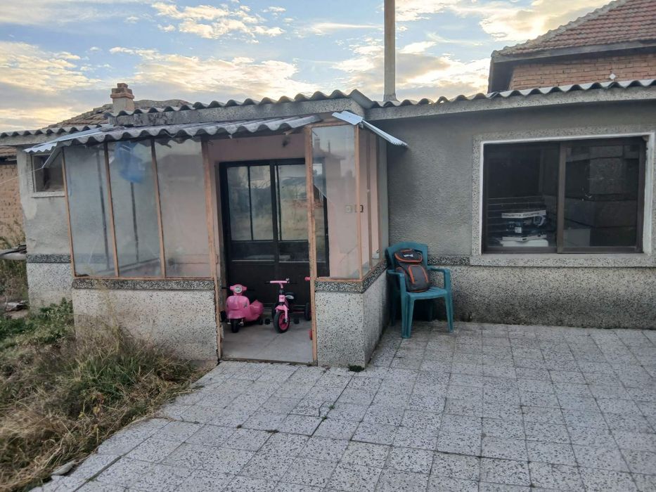 Продажба на къща в гр. Любимец