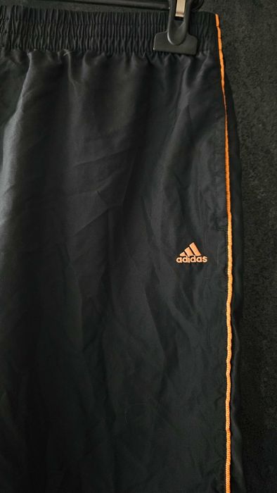 Оригинална Adidas черна мъжка долница размер М