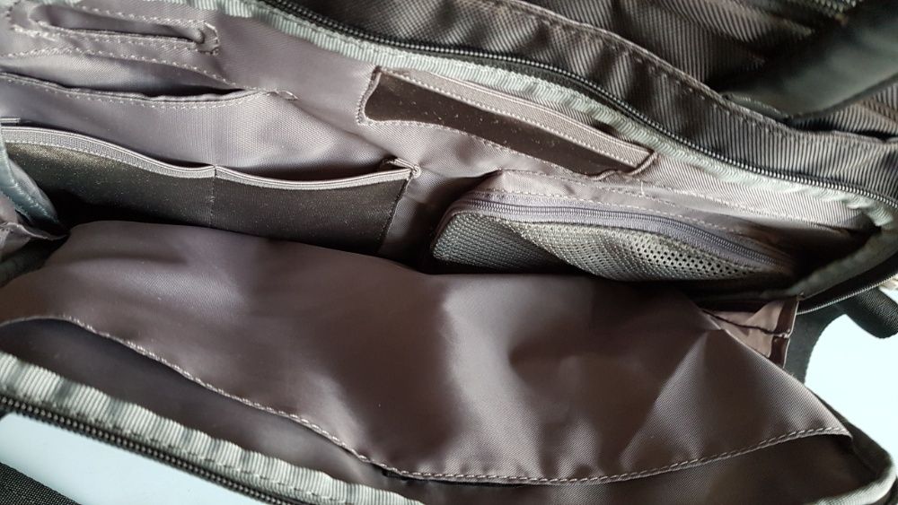 Чанти за лаптоп на DELL и Targus