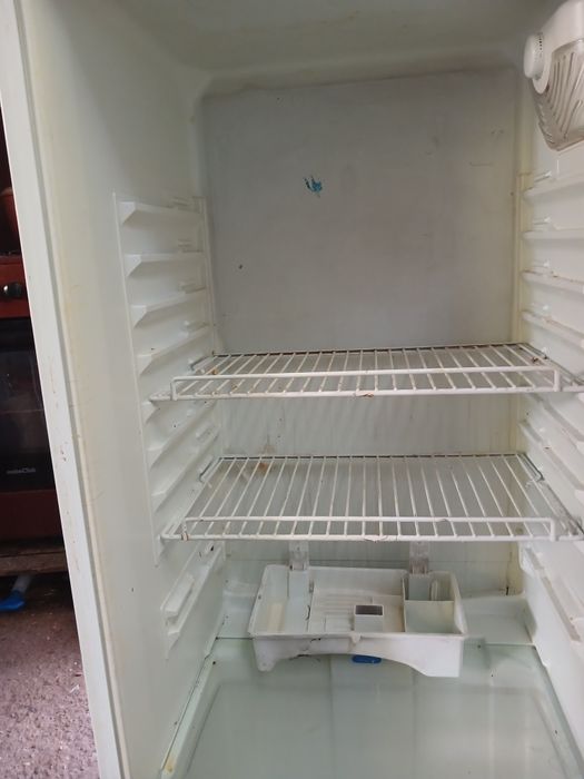 Frigider whirlpool in stare functionara