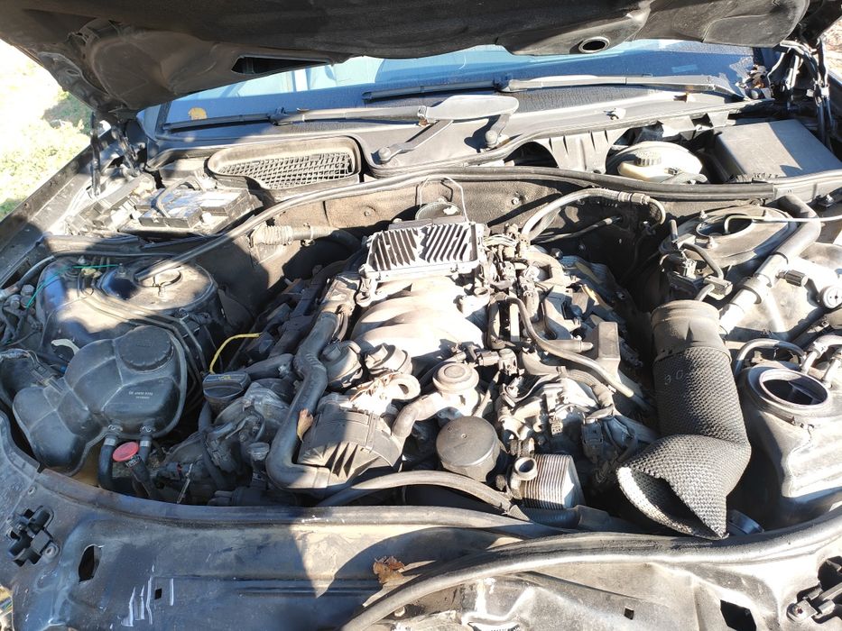 Продавам на части Мерцедес S500 W221 на части 388кс