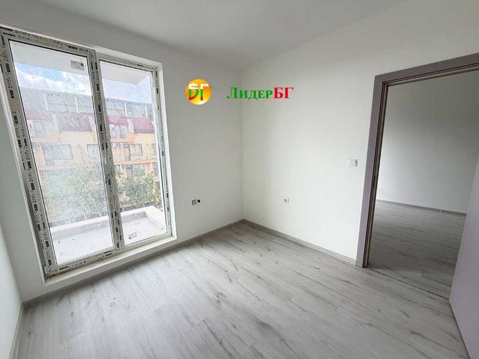 Нов двустаен апартамент без такса поддръжка в La Mer Gold Residence, Несебър