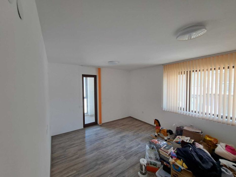 Продава се Тристаен апартамент в к.к. Св.Св. Константин и Елена - 100 кв.м за 2200 €/кв.м - Снимка #1