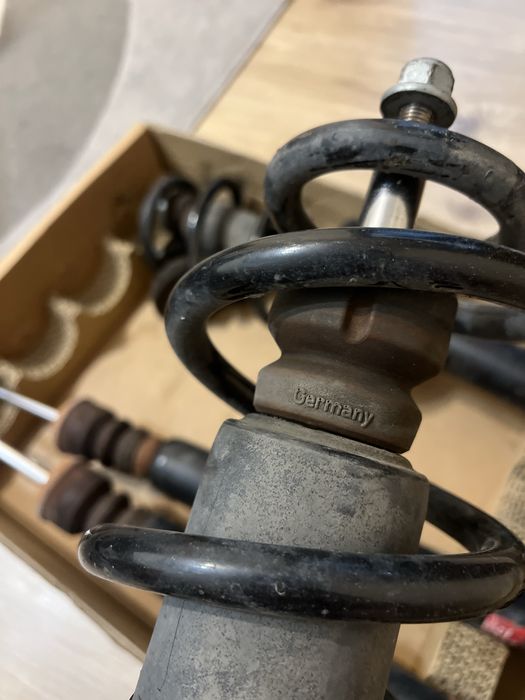 Амортисьори с пружини  от AUDI A5