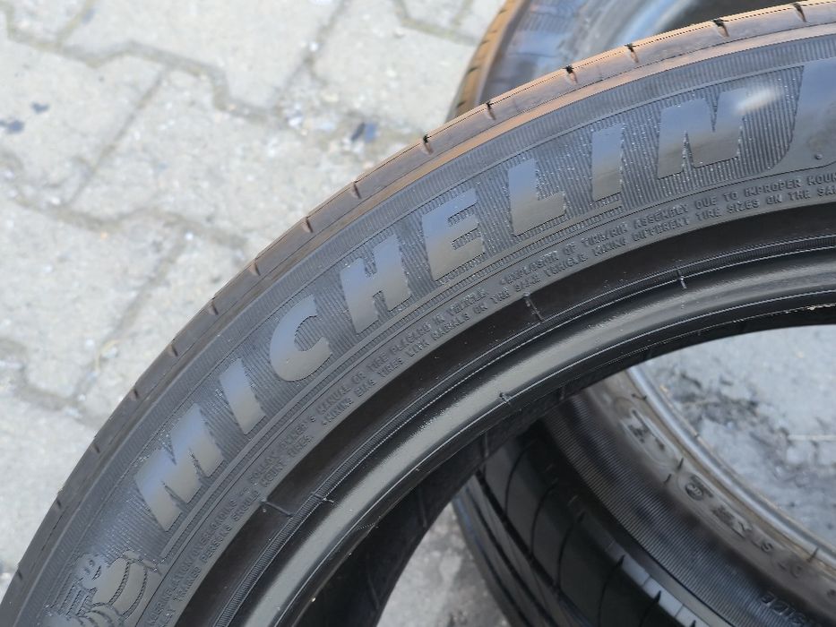 245 45 19 Michelin
